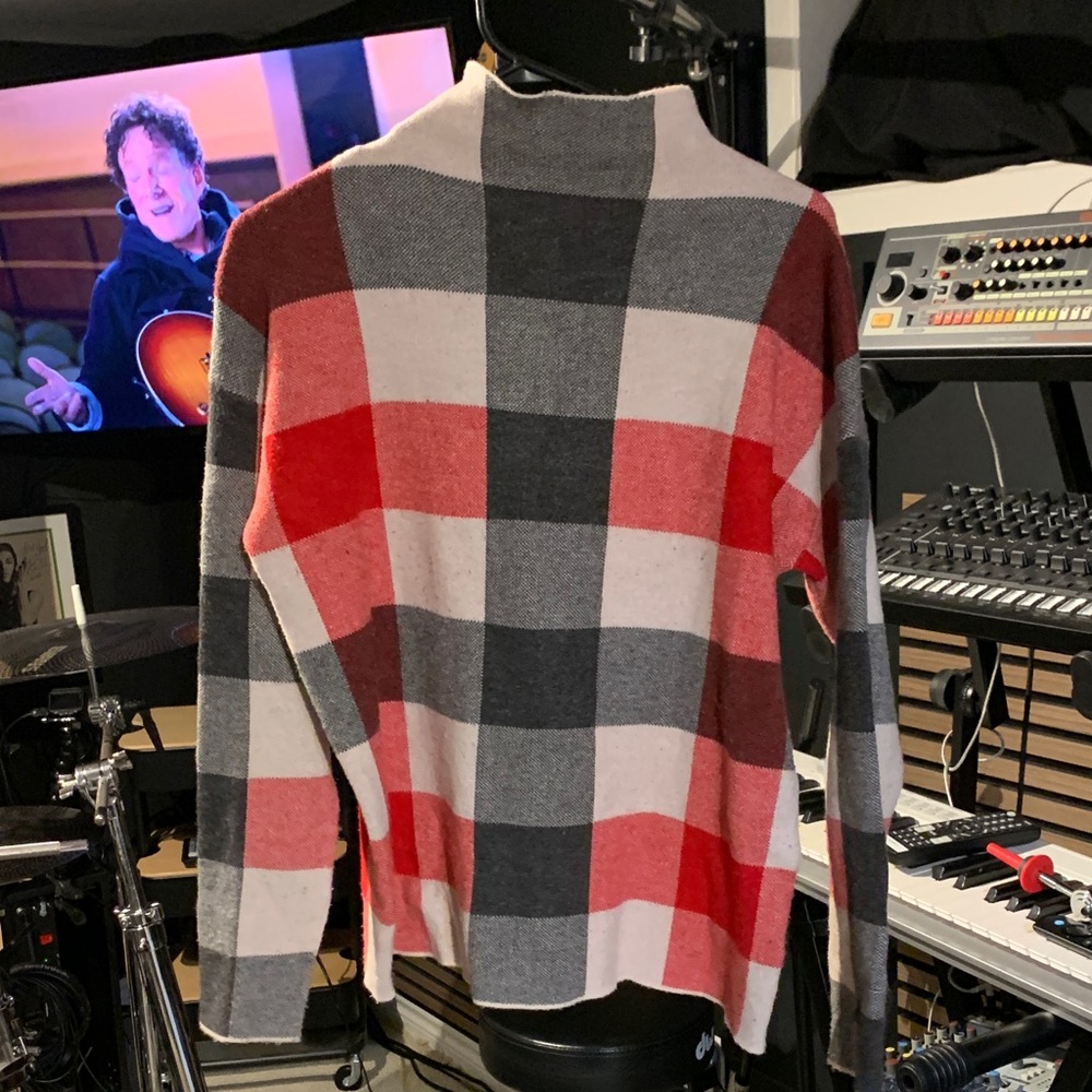 Tahari Women's Red and Gray Checkered Turtleneck Sweater